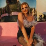 Kathryn Dunn Instagram - 📍nochella decided to skip out on the coachella festivities this year💔😭 but it’s still one of my favorite weekends to lurk over social media!😍 can’t wait to see everyone’s fashion, here’s a look at some of mine over the years! 🏜️👽🌵 and I’ll see yall at stagecoach in 2 weeks!🤠 #coachella #revolvefestival #festival #nochella