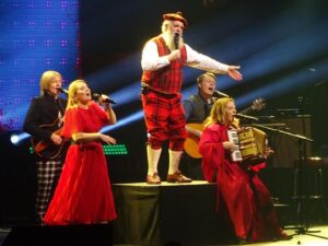 Kathy Kelly Instagram - Our concerts going great