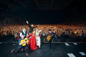 Kathy Kelly Instagram - München  yesterday you guys rocked , it’s better by the day thank you for your support