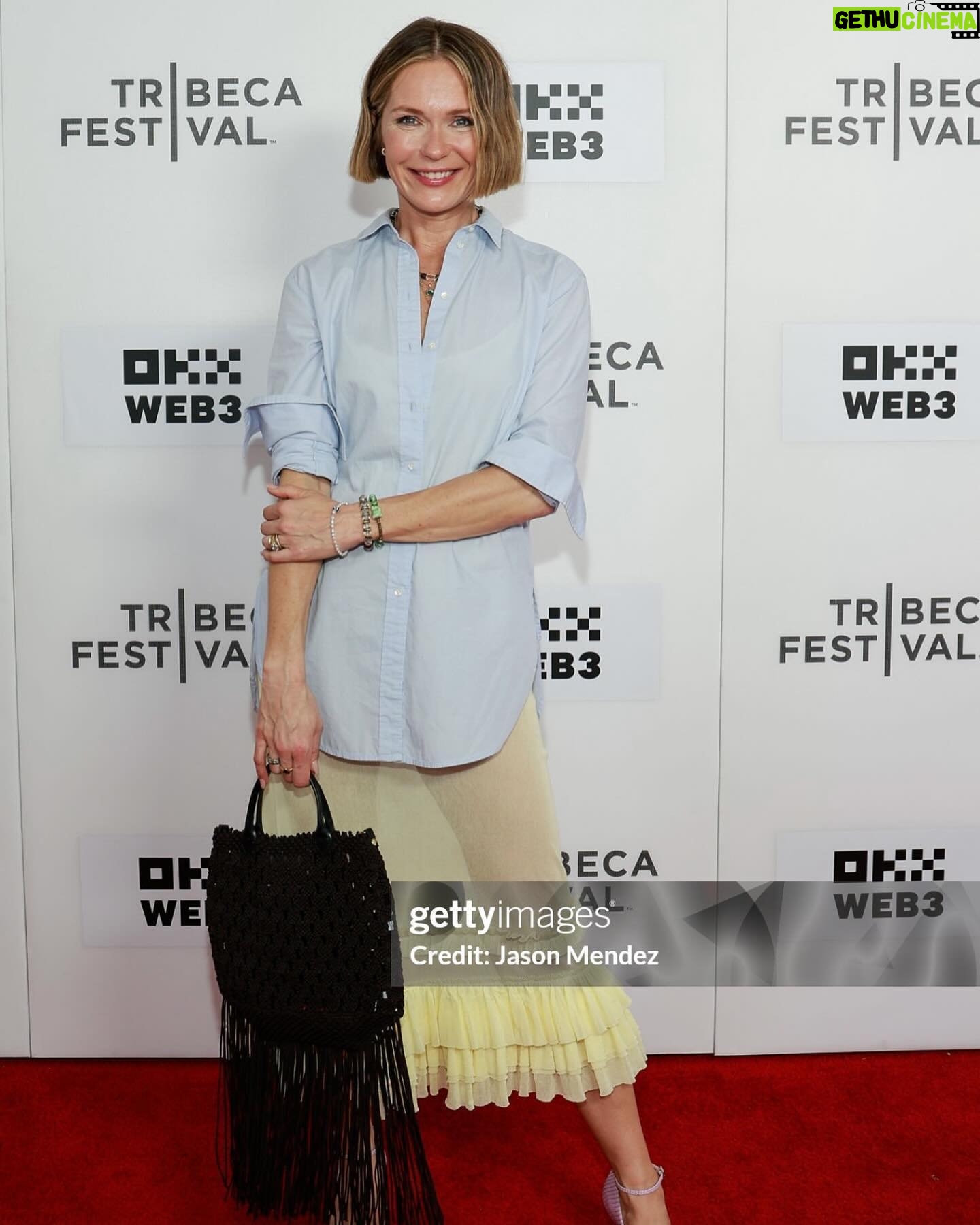 Katie Aselton - 2.1K Likes - @tribeca photo dump! what a thrill. a family affair from start to finish ❤️