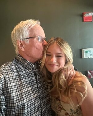 Katie Aselton Instagram - @tribeca photo dump! what a thrill. a family affair from start to finish ❤️