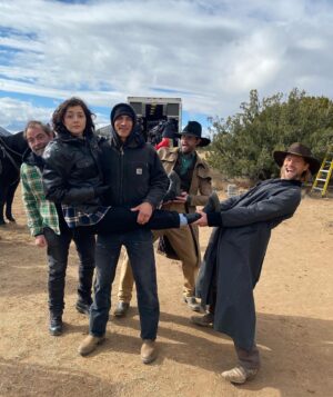 Katie Findlay Instagram - ⁣Boy howdy it’s television. Tonight is a flashback episode with beautiful photography, beautiful stories and my extremely beautiful co-workers being renaissance paintings without trying. 
⠀
⠀
Also whatever is happening in that penultimate shot should be more of the show.⠀
⠀
⠀
@thecwwalkerindependence @thecw @cbstvstudios