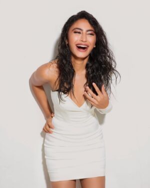 Katie Iqbal Instagram - Better slip with a smile than tongue 🙂