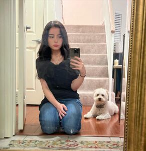Actress Katie Sarife HD Instagram Photos and Wallpapers November 2023