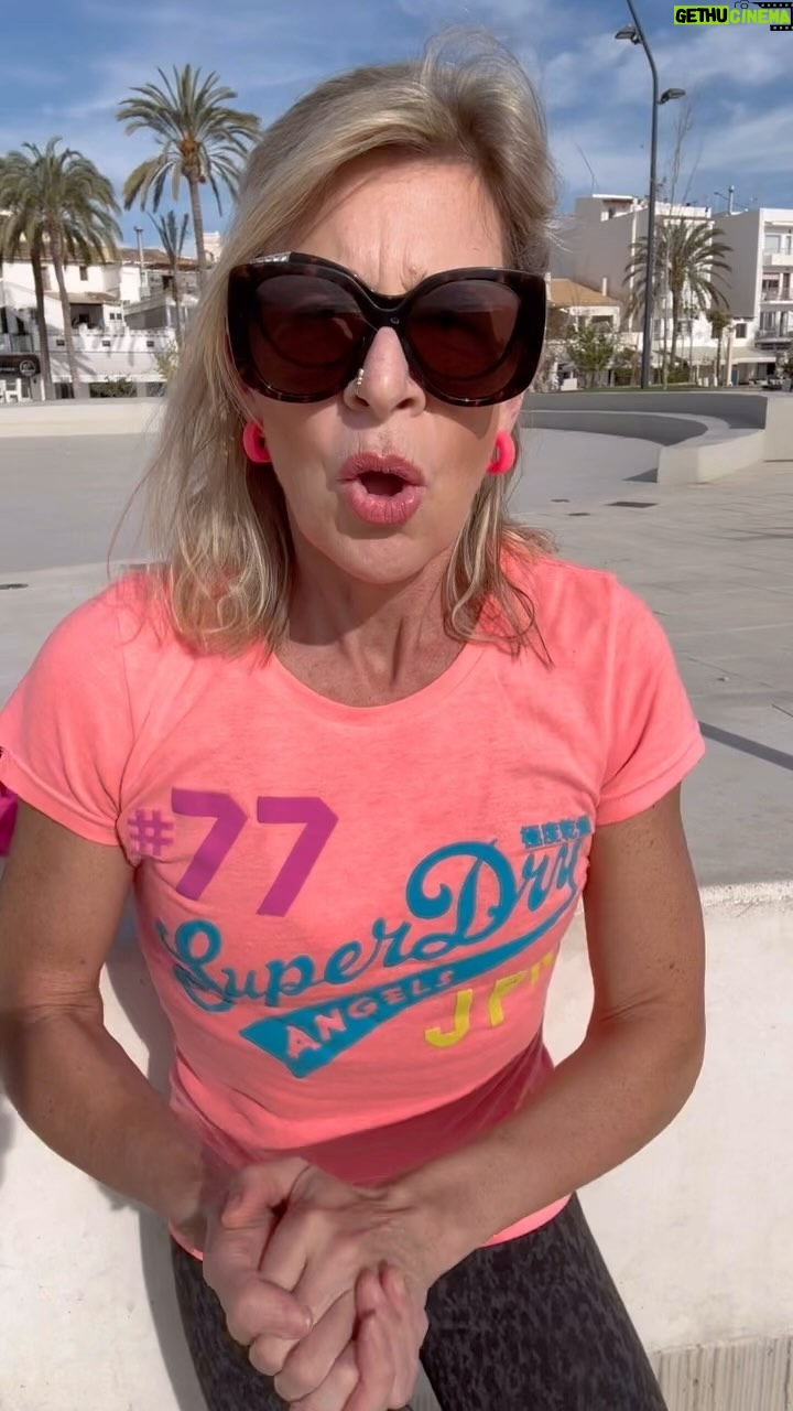 Katie Hopkins - 17.4K Likes - Batshit Bonkers. The STRONG WOMEN (real men with big cocks and labouring jobs welcome) edition.