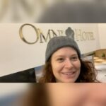 Katie Lowes Instagram - Y’all! Morning from Charlotte! Slept like a baby in my @omnihotels room and look at the city view! Queen City is so pretty! And thank you #omniCLT for the sweet tea! Yum yum. And always thank you shelly @howelltalentrelations for our first week in Charlotte being awesome! Now let’s make a TV show…