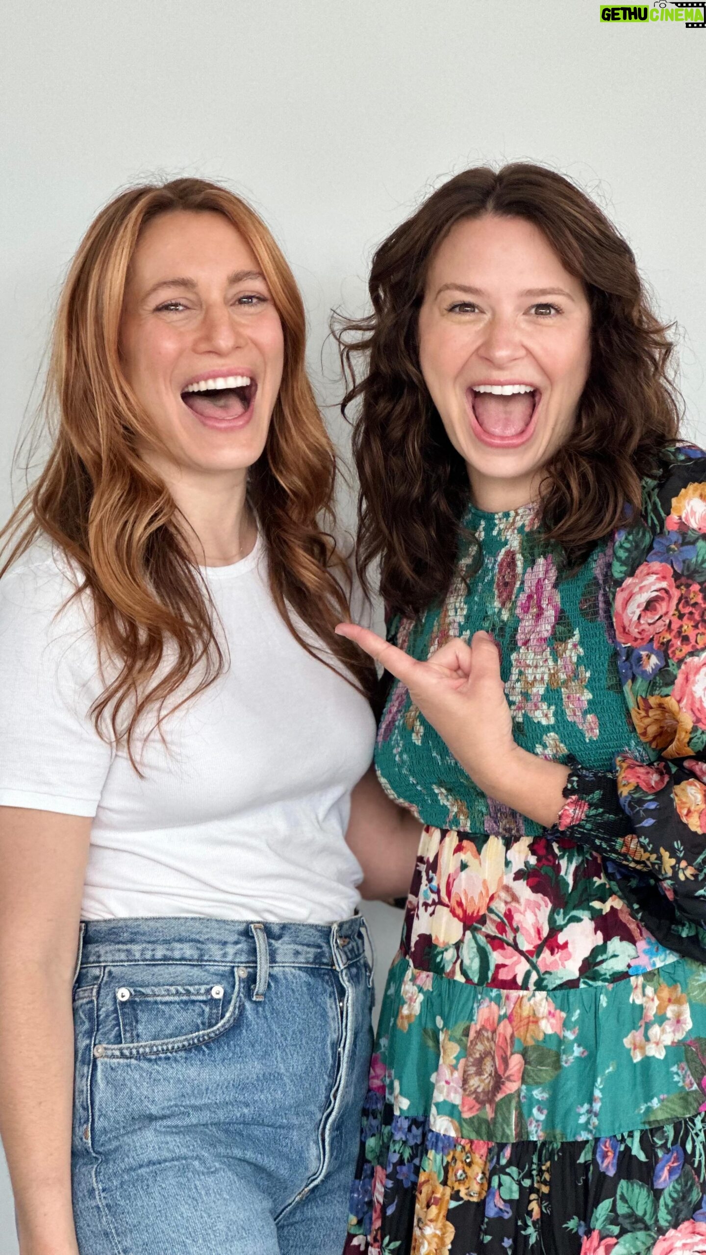 Katie Lowes Instagram - We met swapping apartments (NYC LA) in what feels like a million years ago, and over time, @ktqlowes has become one is the most important people in my life. ๐ She helped bring me out of a very very dark place after Dover was born, and Iโll never forget it. Sheโs also the loveliest funniest human, a brilliant actress (you prob saw her on Scandal!), and podcast host of @katiescrib by @shondaland and @iheartradio. ๐ Sheโs been asking me teach how I balance motherhood, my work life and have so much damn fun while doing it, so when I told her I was putting out a new webinar teaching exactly that she made this very cute and fun video for you! ๐ Are you a @scandalabc or @katiescrib fan? Share with us below! ๐๐ผ And be sure to sign up for THIS IS WHO I AM NOW, link in bio @robynyoukilis ๐