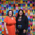 Katie Porter Instagram - Happy #NationalInternDay! I’m so grateful for hardworking interns in my OC and DC offices, who help me serve Californians. I always look forward to seeing what these bright young people do next—in fact, a quarter of my full-time staff are former interns from our office!