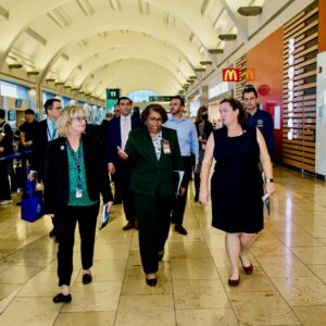 Katie Porter Instagram - I'm no stranger to @JohnWayneAir (especially as someone who commutes via plane!), but touring alongside @SupervisorFoley was a treat. We learned more about how the airport is boosting our local economy, and how the Bipartisan Infrastructure Law is helping it reach new heights!

Pun intended 🛫