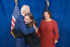 Katie Porter Instagram - My daughter still talks about the time she met @POTUS in Orange County. President Biden is at his best when he’s connecting directly with Americans—an example all elected officials should follow. #PresidentsDay