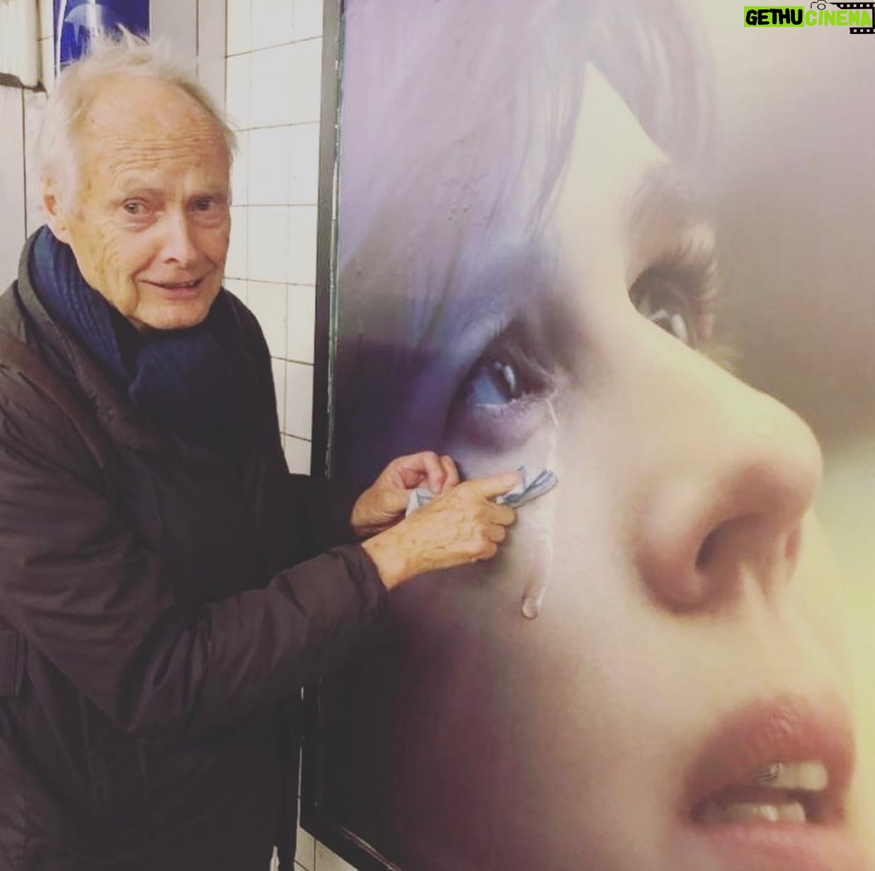 Katja Herbers - 12.7K Likes - Iāve been quiet on here because my father passed away. He was and is everything to me. I am very lucky that he is my dad. He was remarkable in almost every way, he lived and breathed music, was an incredible athlete and a very loving father with a mental resilience that Iām in awe of. The last 5 weeks of his life I was able to take care of him and I am so grateful for that. I miss him terribly but he told me to do as Herbie Hancock did with Miles: āPeople still ask me if I miss Miles. The honest answer is, I don't. But that's only because I don't think of him as being gone. For me, Miles never went away. He may not be here physically, but he's still here, because he's in me.ā I am very lucky. I am heartbroken. ā¤ļøš
The last slide is from some of the articles that came out about my fatherās life work. A few quotes:
āAside from being the principal oboist of the Royal Concertgebouw Orchestra, Werner dedicated his life to rediscovering music that had been banned by the nazis. His German father Hein - a teacher, pacifist and contributor to the magazine Das andere Deutschland - had fled to the Netherlands in 1934 after a Nazi outcry against him. Werner was driven by curiosity for untrodden musical paths, but also carried with him a moral mission: to undo historical injustice. Besides being the regal oboe player he was, he became one of the cornerstones of the orchestra, sounding board for luminaries from Haitink to Bernstein. At the same time, he was one of the image-defining players and artistic engine of the Netherlands Wind Ensemble (NBE). But only in his Ebony Band did he find his destiny: to undo historical injustice and find Entartete Musik liquidated by the Nazis. His website ebonyband.com gives an impression of what Werner accomplished with quiet perseverance. He rediscovered 150 composers. What an honorable monument to all those nameless soldiers. Everywhere you feel the commitment: Do It Right. The missionary work did not go unnoticed. He deservedly received the Hogenbijl Prize for it in 1997. No one will forget this extraordinary, gifted and incredibly kind man.ā
Werner Herbers 1940-2023
š¤š¤š¤