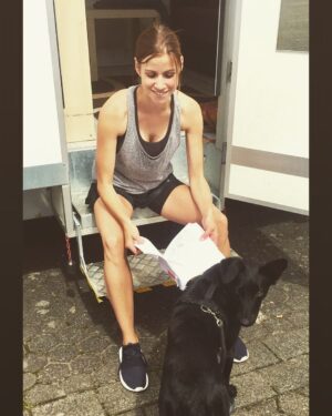 Katrin Heß Instagram - Heute am Set von #Meuchelbeck ... #Drehtag3 #cindy #cindygeldermacher #mechelbeck2 #actress #Katrinhess #dreh #onset #behindthescenes #acting #telma #sethund #set #actresslife