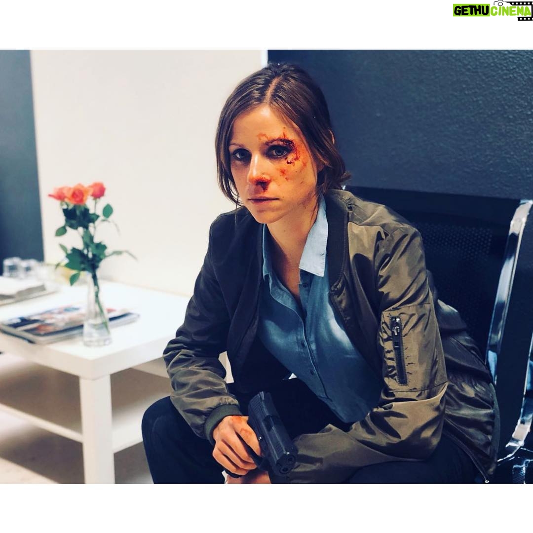 Katrin Heß - 6.7K Likes - Abgerechnet wird 2019 #onset #action #alarmfürcobra11 #jennydorn #werbung #lastshootingdayoftheyear pic by @brittalla88
