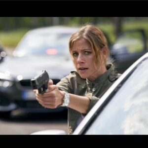 Katrin Heß Instagram - Bam! 💥 Donnerstag um 20.15 Uhr auf #RTL die neue Folge #alarmfürcobra11 ! #jennydorn #werbung #onair #ausstrahlung #action #tvtipp