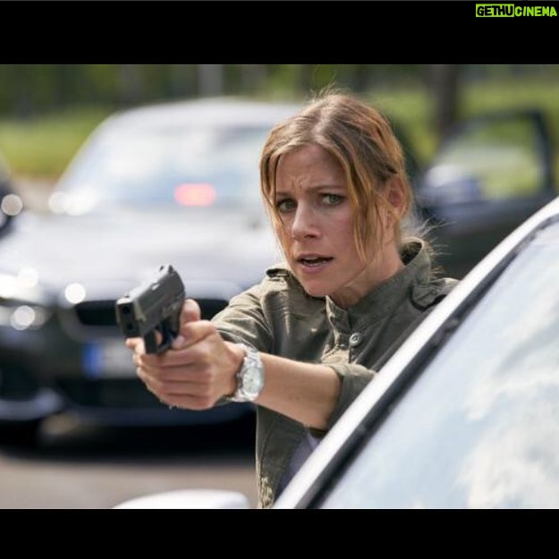 Katrin Heß - 6.7K Likes - Bam! 💥 Donnerstag um 20.15 Uhr auf #RTL die neue Folge #alarmfürcobra11 ! #jennydorn #werbung #onair #ausstrahlung #action #tvtipp