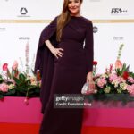 Katrin Bauerfeind Instagram – Ich liebe ja Show und BΓΌhne und Glitzer, Kribbeln und Vorfreude und hasse und liebe den ganzen Stress davor, bis alles so ist, dass manβs erst knipsen und dann posten kann!π
GlΓΌckwunsch an alle Nominierten und Gewinner*innen!
Danke an @teenatuning fΓΌr den ganzen Glam!
ββββββ
@filmpreis #filmpreis #filmpreis24 #lola