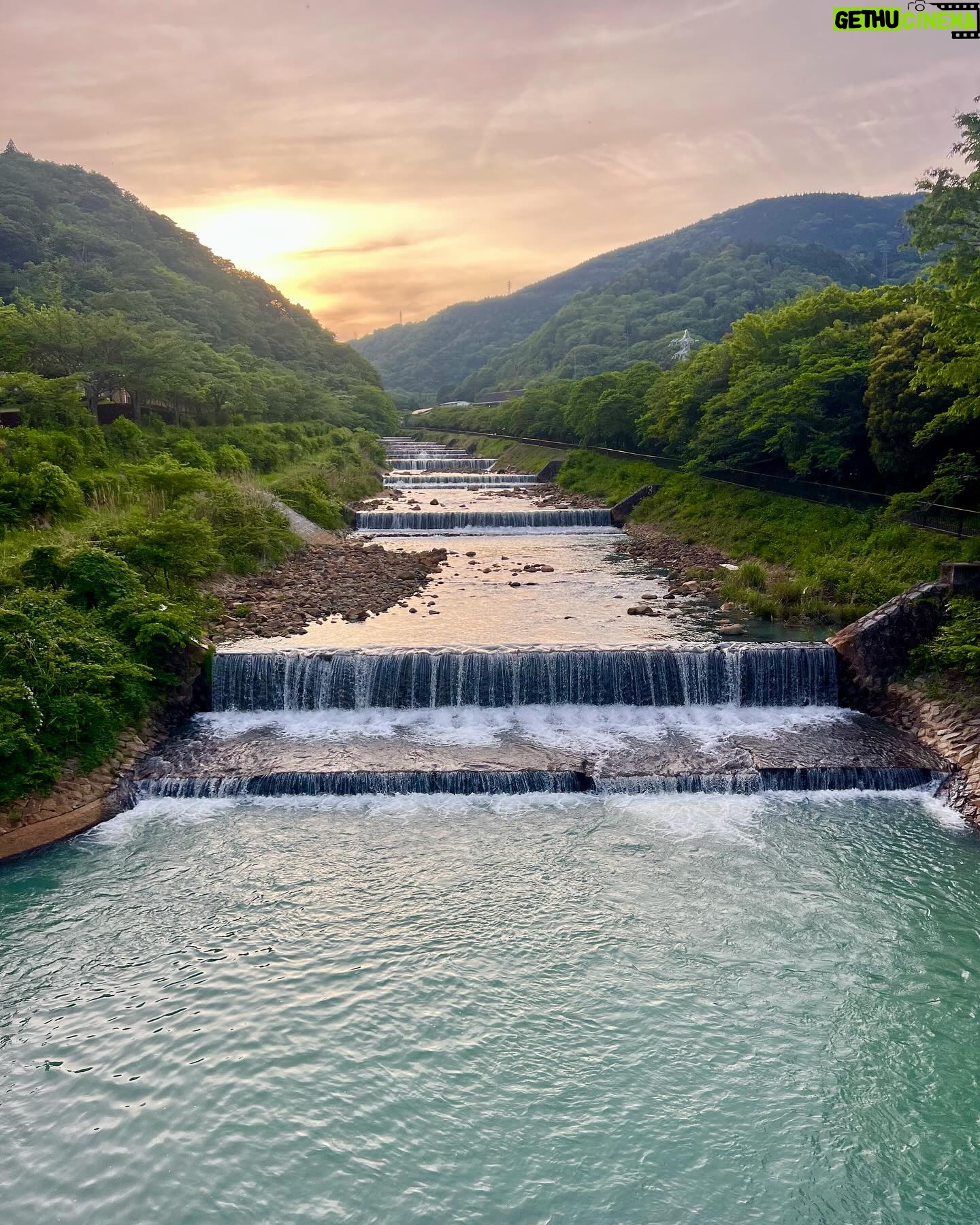 Katrina Bowden Instagram - Days in Hakone were relaxing and dreamy. Got lucky and saw Mt. Fuji clearly before the clouds rolled in. Such a beautiful mountain town filled with stunning sights and Onsen galore ✨highly recommend adding to your itinerary if you plan a trip to Japan✌🏼