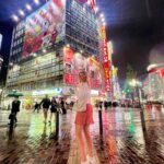 Katrina Bowden Instagram – First time in Tokyo🇯🇵 such a fun city! I can’t get the Don Quijote song out of my head and walked 15 miles a day. Off to a relaxing location next ✌🏼
