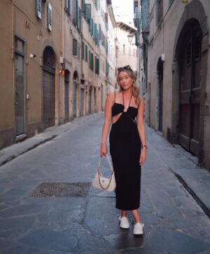 Katrina Bowden Instagram - A mix of Florence   Verona   walking 10 miles a day