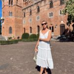 Katrina Bowden Instagram – Pompeii   Siena
I’ve wanted to visit Pompeii since I was a kid, it was so incredible to see in person.
And Siena looks like a city out of a movie set that no modern person would be living in. 10/10