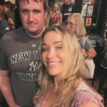 Katrina Bowden Instagram – Thankful for a great year so far surrounded by people I love 💛 grateful for so many amazing experiences and memories. Wishing you all a happy happy holiday 😘
