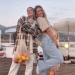 Katrina Scott Instagram - spontaneous girls night 🫶🏼 good for the heart & soul @laurenireland thank you for having us @thepicnic.collective