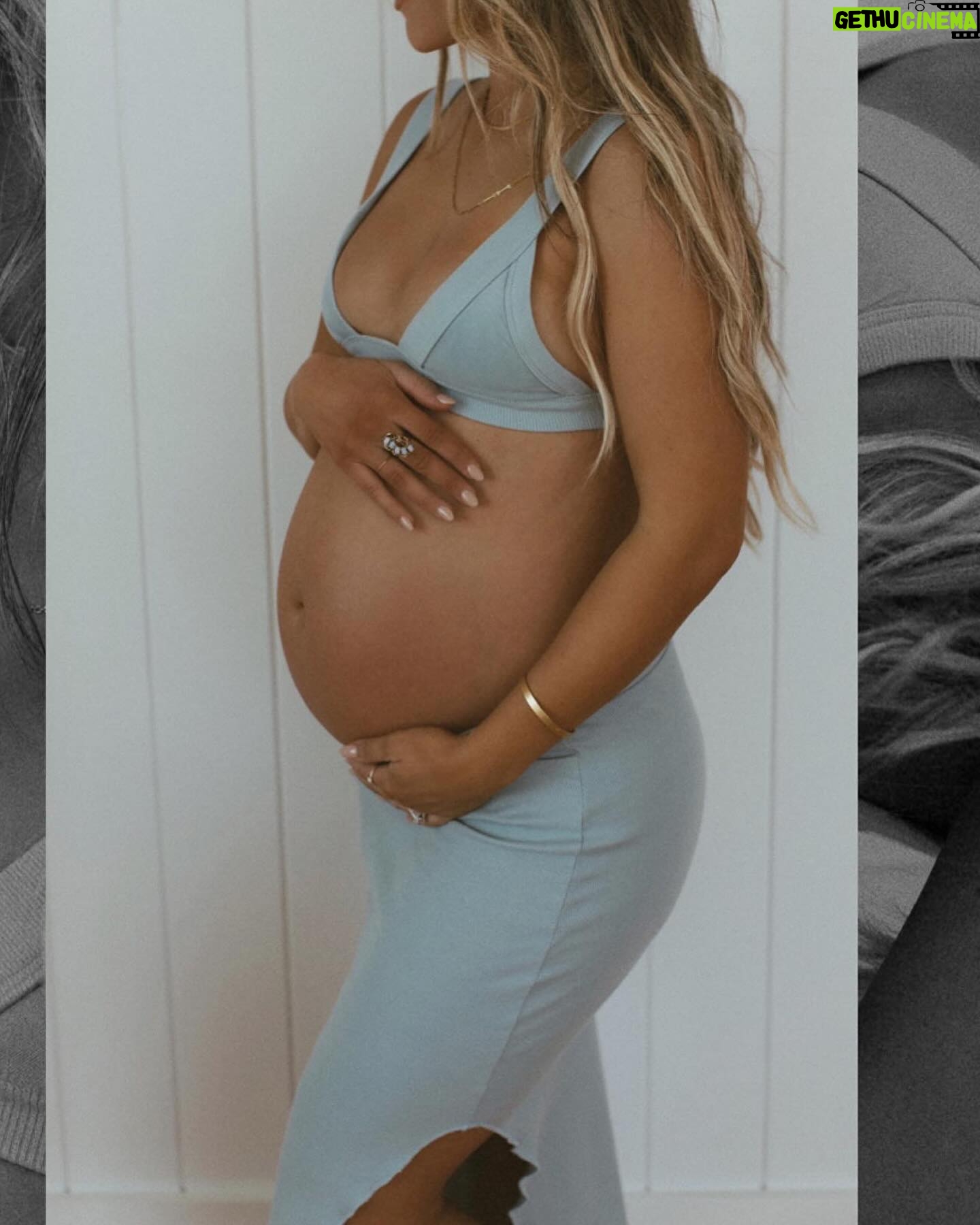 Katrina Scott Instagram - I can’t believe this was two years ago 🪽 Colette is about to turn two and all the memories are popping up.🥹 If you’re wondering if you should do a maternity shoot… do it! I almost didn’t, but I’m so glad we have these photos. PS I’m so behind on making family photo albums. What’s everyone’s favorite service to print pictures? 📸 @nicolelhill_ @horizonfound Thank you for capturing these memories ILYSM 🤍