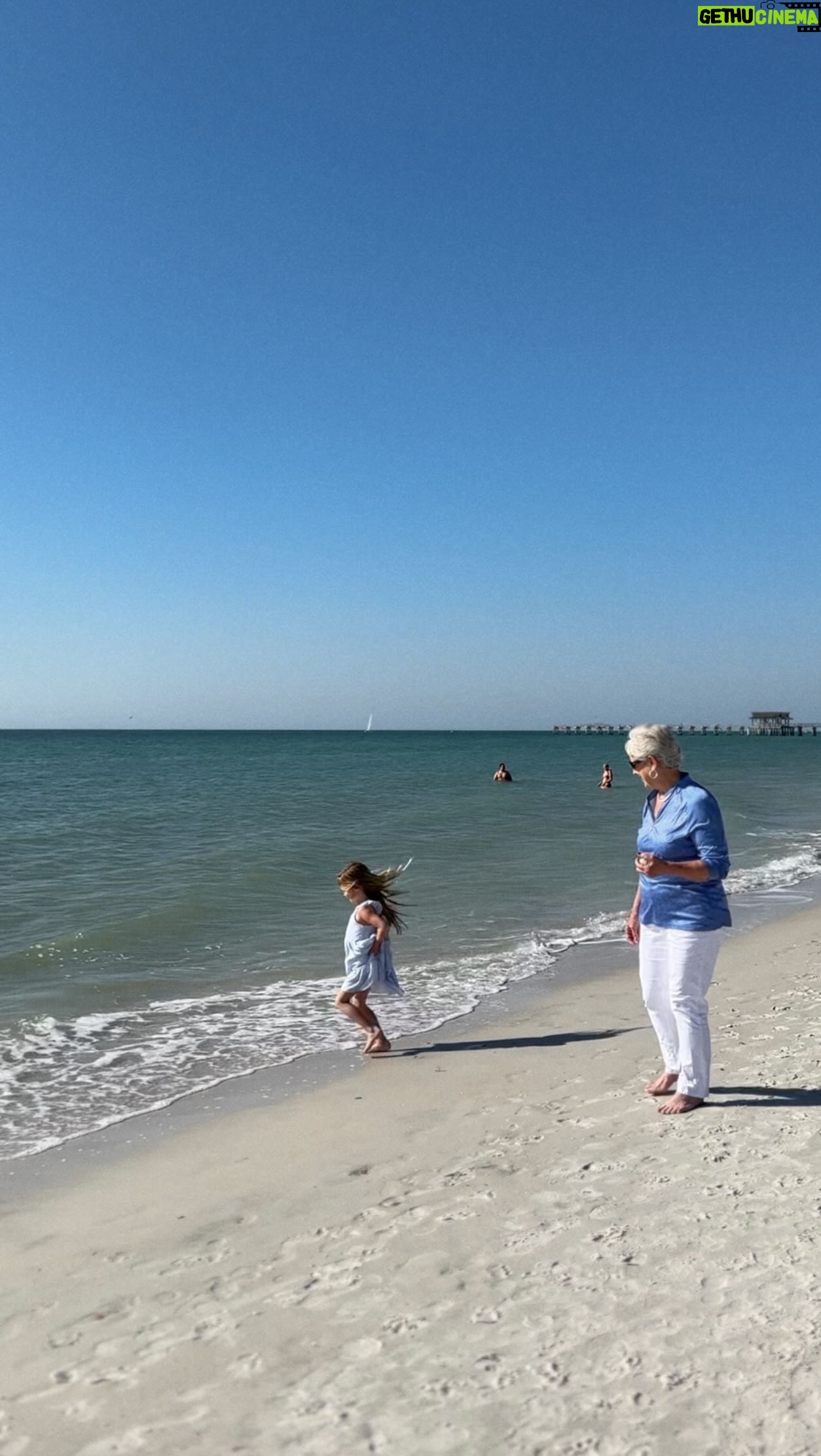 Katrina Scott Instagram - Never did I think I would live across the country from my parents — but we make it work. 🙏🏼 A lot of you have asked me advice about long distance with family… here are some things that we do that have worked for us. - FaceTime as much as possible! - Plan trips and look up flight deals way ahead of time - Do your best to take time off work when you visit so you can be 100% present during the time you do have. - Explore new places together and make plans for fun experiences - Be open to change and creating new traditions - Lastly, we share a digital frame together. We add pics every week— it’s so nice to glance over and see something new. I probably look at our frame over 20 times a day. It’s the first thing I see when I make coffee in the morning and it’s the last thing I see before going to bed. The girls love looking at the photos too! My new goal is to start making physical family photo albums. If you have any tips to stay close to family that is long distance, please share below ☺️