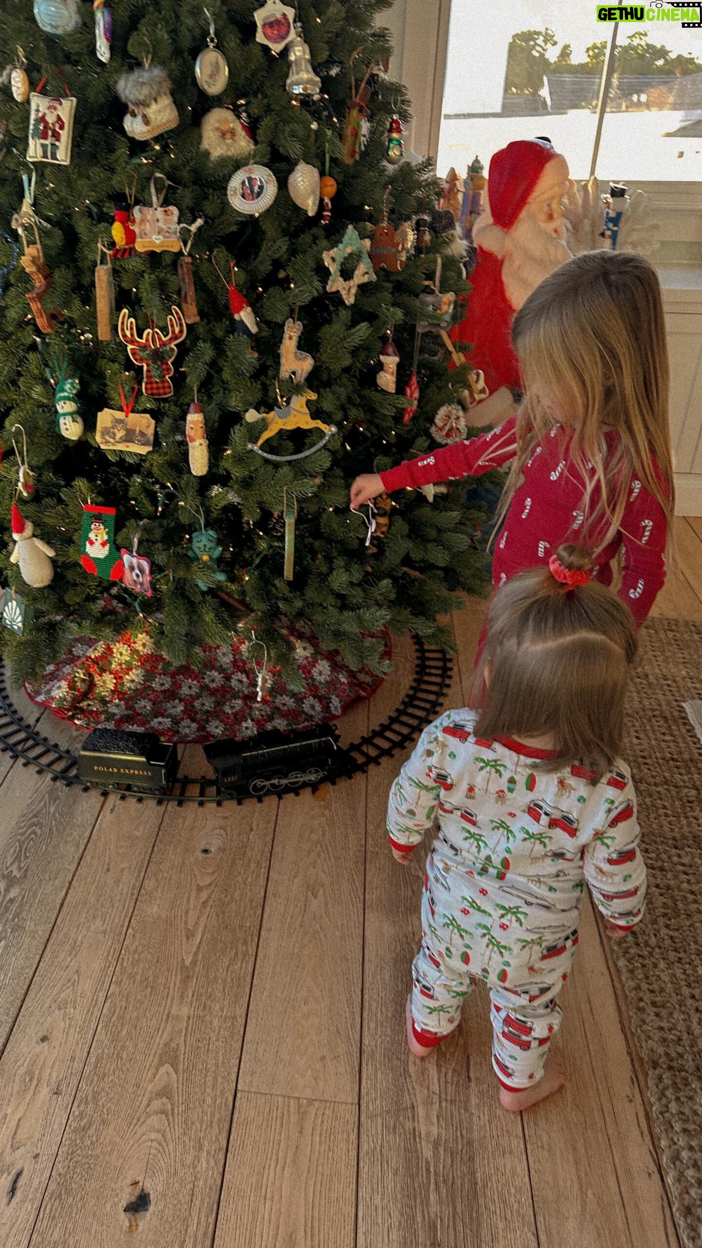 Katrina Scott Instagram - spent the day decorating and creating Christmas magic with the girls… it’s so special to see the wonder and sparkle in their eyes 🥹♥️🌲 I hope and pray this season brings you and your family peaceful days, cozy nights, warm love, and the most beautiful joy… the kind that fills up your heart and brings warmth to your soul. happy holidays xx