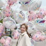 Katy Kung Instagram - 其實我都係人哋阿媽嚟㗎 不過係契媽🫣 終於放假啦 契仔契女 講咗好耐要去迪士尼 朝早已經孭住個背囊話要出發 今次同佢哋玩足全日 自己都趁機打吓卡 實在太多靚位 佢哋見到自己鍾意嘅卡通人物 真係雙眼發晒光啊 見到佢哋真係好開心 明明已經好眼瞓 都堅持 因為佢哋真係好鍾意迪士尼 💖 @hkdisneyland #MagicalYearAfterYear #HKDisneyland #奇妙年年 #香港迪士尼樂園