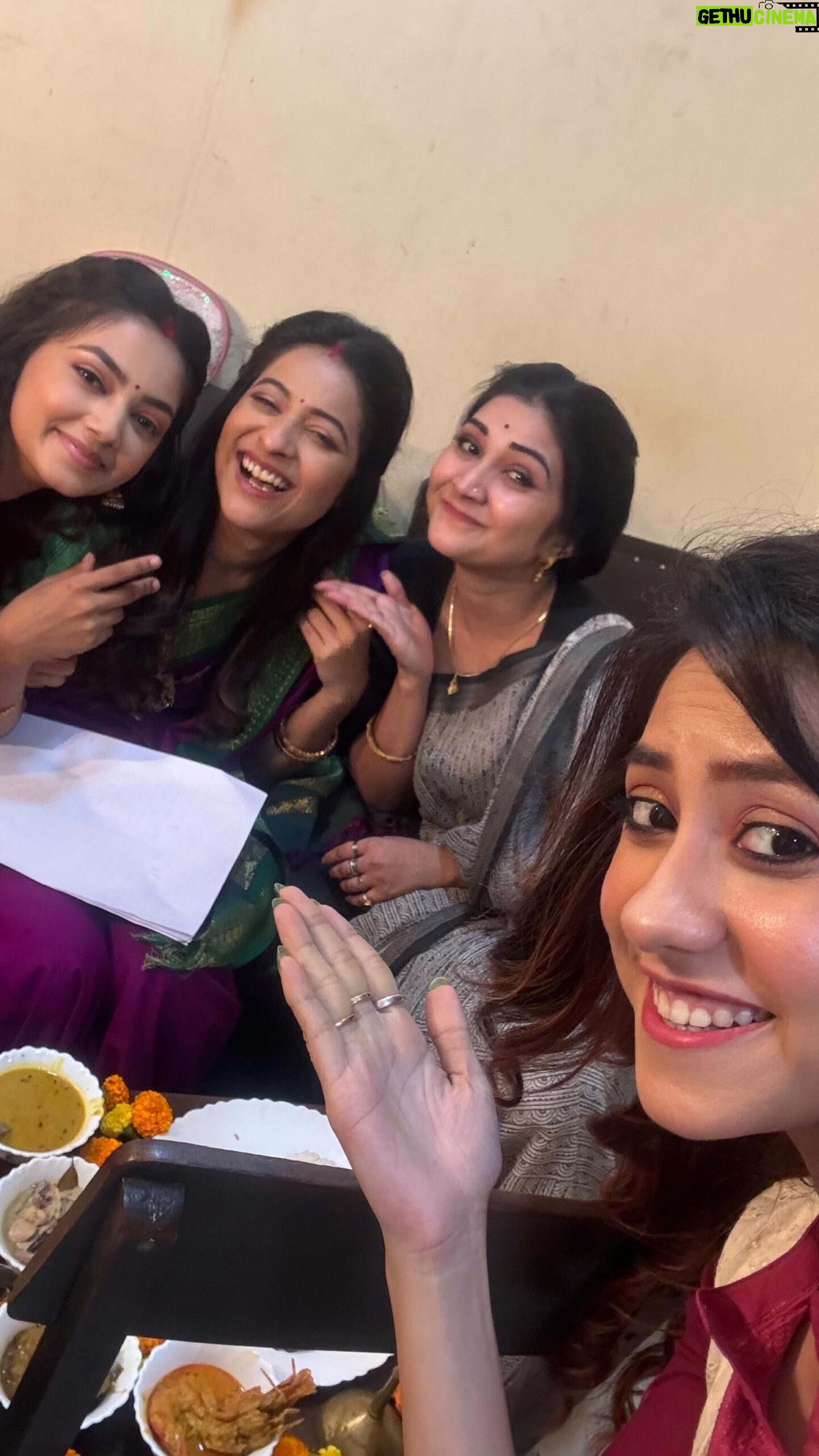 Kaushambi Chakraborty Instagram - Arpita dir Aiburobhaat Wishing you lots of love and lifetime of happiness ❤️❤️#phulki #zeebangla