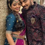 Kaustubha Mani Instagram – Finally revealing our celebrity client ♥️
Flowers for the sunshine girl she is….
A big shoutout to @makeoverby_sowmyamanjunath for this beautiful look on @kaustubha_mani_official ♥️
Love you both ♥️♥️

Client – @kaustubha_mani_official and @sidhanth_satish 
MUA – @makeoverby_sowmyamanjunath
Design and concept – @arshika_manjula 
.
.
#decor #weddingdecoration #weddingdecor #decorideas #sagasbysamagra #fairytales #fairytalesbysagasbysamagra #fairytalesbysamagra #floraldecor #decorinspiration #weddingdecor #celebrity #celebrityclients #kaustubhamani #nannarasiradhe #colorskannada #fy #45kannadamovie #45themovie #eventdecor #celebration #eventdesign #memorablemoments #createyourdecor #specialoccasion #luxuryevents #celebrationinspiration #decorgoals