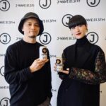 Kavka Shishido Instagram - . . 昨日は成人の日でしたね . 成人を迎えられた皆さんは どんな１日でしたでしょうか . . 昨夜はJ-WAVEにて ３回目となる特番のMCを務めさせて頂きました . KREVAさん @kreva_drk_dj908 町田啓太さん @keita_machida_official とは 初めましてでしたが お話も楽しく 学ぶことばかり . そして20歳のアーティスト達の鼎談も興味深いものでした . . 私も人に必要とされる人間になれるよう 精進します . . . #jwave #sapporobeer #kreva #町田啓太 #シシドカフカ