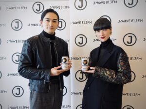 Kavka Shishido Instagram - .
.
昨日は成人の日でしたね
.
成人を迎えられた皆さんは
どんな１日でしたでしょうか
.
.
昨夜はJ-WAVEにて
３回目となる特番のMCを務めさせて頂きました
.
KREVAさん @kreva_drk_dj908 
町田啓太さん @keita_machida_official とは
初めましてでしたが
お話も楽しく
学ぶことばかり
.
そして20歳のアーティスト達の鼎談も興味深いものでした
.
.
私も人に必要とされる人間になれるよう
精進します
.
.
.
#jwave 
#sapporobeer
#kreva 
#町田啓太
#シシドカフカ