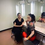 Kavka Shishido Instagram - . . 載せるタイミングを逸した写真を 年末だし載せてみる . NHKの番組でご一緒した平野ノラさん @noranoranora1988 と 兎に角良い写真を撮りたい奮闘ショット . 何処かに飛んでいっちゃいそうなノラさんが私のツボです . . こんなに真剣に遊んでくれるなんて 初めて会った気がしないわ なんて 光栄なお言葉も頂けて良き思い出