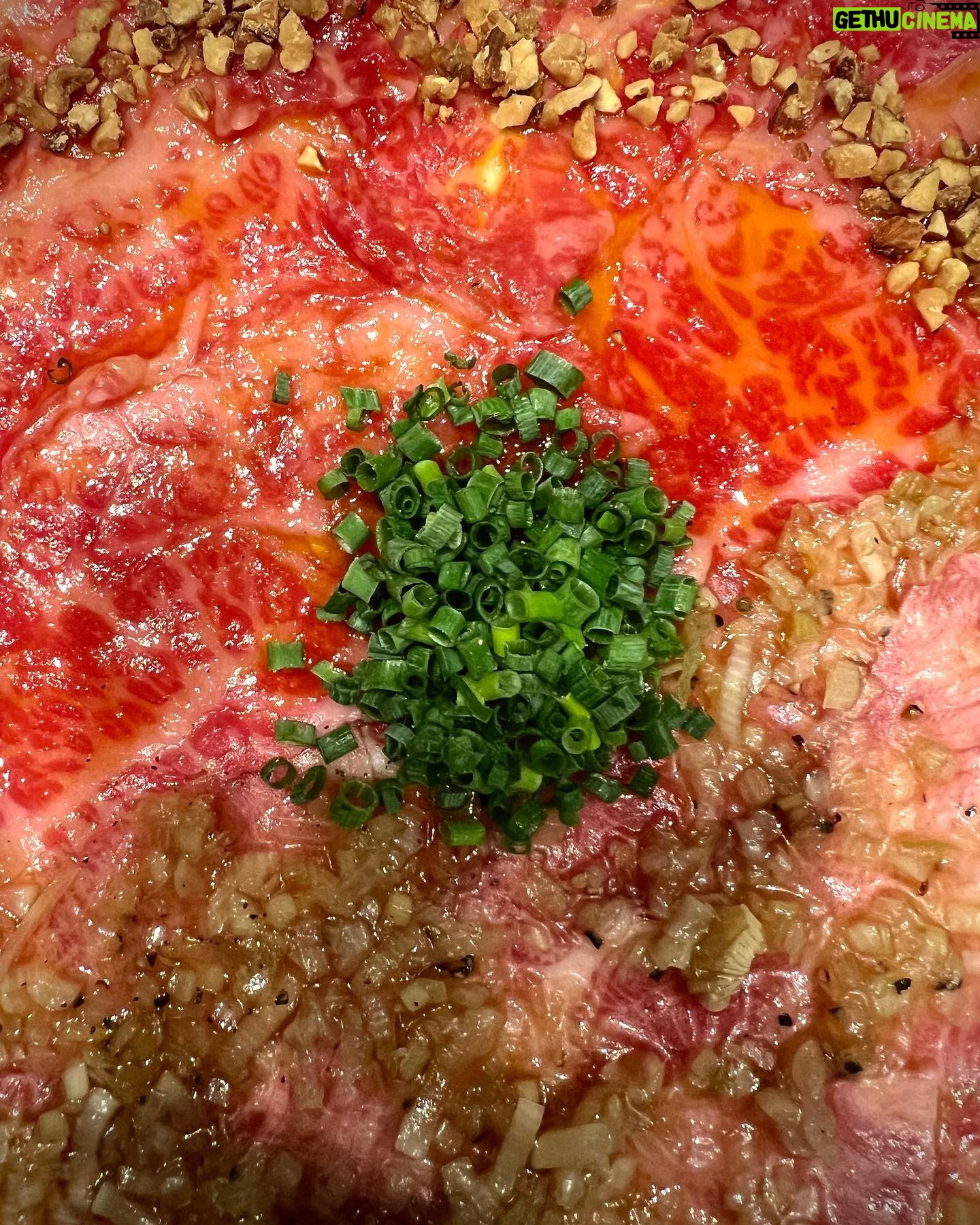 Kavka Shishido Instagram - . . 肉肉しい誕生日を過ごしておりました . . ジューシーな一年になるよう 精進して参ります