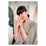 Kavka Shishido Instagram - . . そろそろ気候も落ち着きますかねー . GWの始まり 皆さん良い時間をお過ごし下さいね . . 【衣装】 jacket,vest @near.nippon_official bangle,ring @lanaswans_official