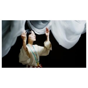 Kavka Shishido Instagram - .
.
２週続けて放送されました
NHKスペシャル 古代史ミステリー
.
卑弥呼の役をやらせて頂きました
.
楽しんで頂けましたでしょうかー
.
.
ナンウマ以来の濱正悟さんとの再会もあり
和やかな撮影でした
.
.
初めての時代物
興味深かったです