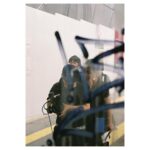 Kavka Shishido Instagram - . . 新・美の巨人たち 番組内で撮ったフィルムカラー写真を ここにも . . 偶然にも最近 東京を海外だと思って写真を撮ってみよう という試みをしたけれど上手くいかず 難しいものだなーと考えていたのですが ”ソールライターならどう撮るか“ そう捉えるだけで 見えてくる世界が全然違う . 面白い経験でした . . そしてやはり フィルムは良い . . 久し振りのNikon FM2 シャッターを切る感覚が やはり堪らなく良い