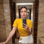 Kavya Keeran Instagram - REAL WEALTH IS A PEACEFUL MIND ✌️🤘 . . . . #instagram #vibes #yellow #love #foryoupage #outfit #MyWay #igdaily #igaddict #instalove #otddfashion #instagood #instamood #instadaily #celebrityshala @instagram #kavyakeeran
