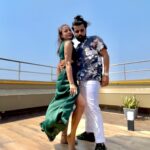 Kavya Keeran Instagram – Sadqay!

#trending #sadqay #sadqaytumhare #duet #dancereel #paragtakalkarchoreography #kavyakeeran #feelitreelit #instareel #shootinsummer 

Thank you so much @iamkavyakeeran for this reel!

Original song credits!
@aashirwajahat @nayelwajahat @nehaalnaseem 

this song has different vibe!🔥