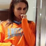 Kavya Keeran Instagram - Smtimes u don’t need medicines... u just need the best vibes 😎🤗 . . . . #foryou #explorar #glamlove #explorepage #ig #croptop #hotpants #trending #zenzone #orange #serenity #goldenohour #instagood #beingme @instagram #kavyakeeran