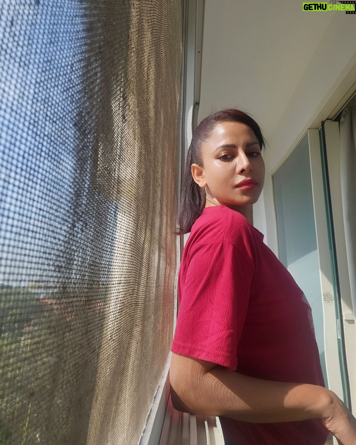 Kavya Keeran Instagram - The joy to a positive joyful life is WILLPOWER 😇 . . . . #style #glamlovers #fashiongram #ootdfashion #trending #surprise #bollywoodsongs #gorviral #bollywoodstyle #cool #iglove #class #igdaily #beingme @instagram #kavyakeeran