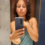 Kavya Keeran Instagram – I woke up like this with messy hair 👻Embrace the  bedhead look 💁‍♀️
.
.
.
.
#style #glamlovers #fashiongram #ootdfashion #trending #surprise #bollywoodsongs #gorviral #bollywoodstyle #cool #iglove #class #igdaily #beingme @instagram #kavyakeeran