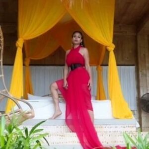 Kavya Keeran Instagram - Let's nature paint a smile on ur face ☺️ 
@magichillsbali
.
.
.

#foryou #bali #nature #sky #sunset #clouds #ig #redvelvet #redlove #balivibes #natureview #explorepage #bamboohouse #trendingaudio #zenzone #serenity #kavyakeeran