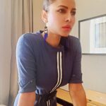 Kavya Keeran Instagram - चैत्र नवरात्रि, गुड़ी पड़वा, हिंदू नव वर्ष और की सभी को बहुत-बहुत बधाई। 🙏 . . . . #instaexplore #feed #ootd #blueaesthetic #igviral #goodvibes #gl #tuesday #viralpics @instagram #kavyakeeran