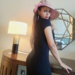 Kavya Keeran Instagram - Smtimes our attitude towards situation gives us energy which changes our life 🤩😇 . . . . #dubaivibes #instadaily #foryou #glamour #class #explorepage #asthetic #igdaily #igviral #black #blue @instagram #kavyakeeran