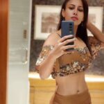 Kavya Keeran Instagram - Tour through flooral 🧚‍♀️ Congratulations to dear friend @ruchigujjarofficial for ur awsome song 🎵 . . . #instafeed #glamlove #post #photooftheday #ig #celebrityshala #igviral #explorepage #beingme @instagram #kavyakeeran
