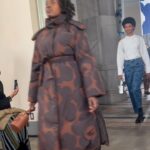 Kawaguchi Yurina Instagram - ． ． ． Marimekko F/W 2024 RUNWAY SHOW by R ． Marimekkoが「by R」に初参加し「Rakuten Fashion Week TOKYO」にてショーを開催。 Marimekkoの代表的なフラワーモチーフUnikko（ウニッコ）柄の誕生60周年ということで スタイリッシュでシンプルな、 それでいて存在感のある魅力的なアイテムで溢れていました…🌼 ． ． #RakutenFashion #RakutenbyR #marimekko #unikko60years