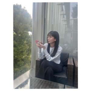Kawaguchi Yurina Instagram - 毎日どこへ行くにも一緒な子🐺